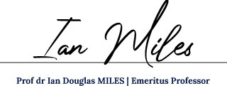 Signature Dr. Ian Douglas
